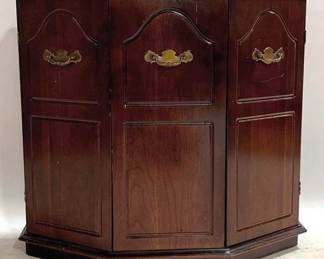 1213 - 2 Door Console 30 x 33 x 12