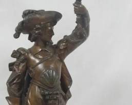 184 - Frondeur Bronze Figural Kerosene Lamp 24" You are buying a used as-is electric/electronic item. We do not guarantee all components are present, and if it is not expressly stated, it is untested.