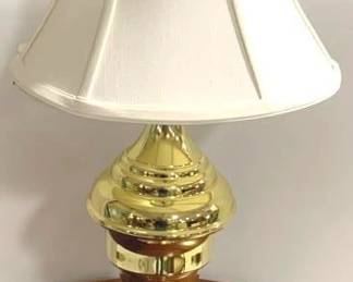 2518 - Brass Lamp - 25" Tall You are buying a used as-is electric/electronic item. We do not guarantee all components are present, and if it is not expressly stated, it is untested.