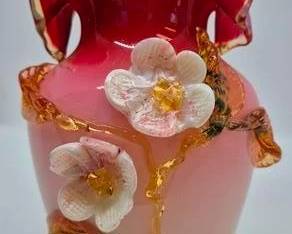 4057 - Stevens & Williams Peachblow Art Glass with applique flowers & leaves 7 x 5