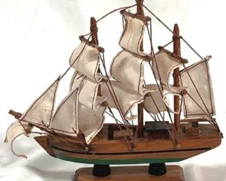 2440 - Model Ship 6 x 6