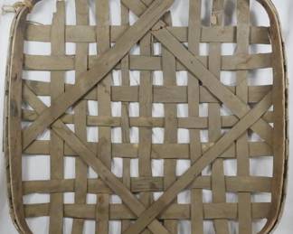 1158 - Vintage Huntington Tobacco Basket 40x40