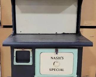 1421 - Vintage Stove converted to a Furniture Piece 57 x 31 x 18 - not working stove