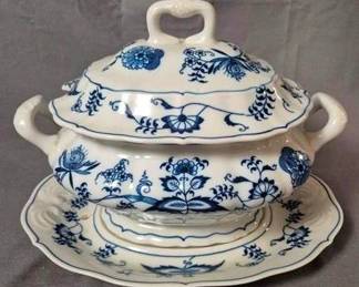 2454 - Blue Danube Blue Onion Tureen w/ Underplate 11 x 10 x 7 Platter 13 x 9.5