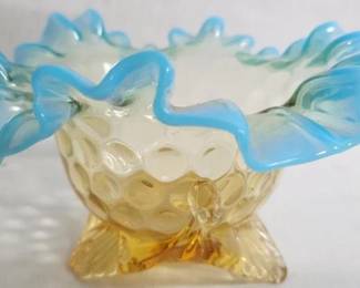2352 - Stevens & Williams Blue Crest Amber Bowl 6.75 x 4