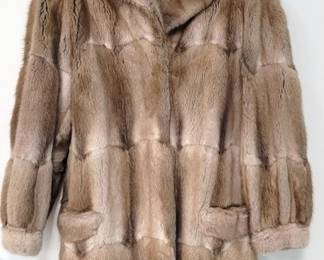 8110 - Eilers Furs - Vintage Fur Coat sz: M-L does need repaired - below collar on back of coat