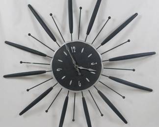 130 - Vintage Mid-Century Starburst Clock 27" You are buying a used as-is electric/electronic item. We do not guarantee all components are present, and if it is not expressly stated, it is untested.