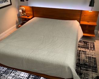 Queen Size Modern Platform Bed