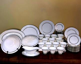 Brilliant LENOX Oxford Lexington China