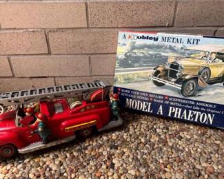 NOMURA Fire Truck HUBLEY Model Kit
