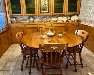 S. Bent Bros., Gardner, Massachusetts maple dining table and chairs