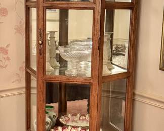 Curio cabinet