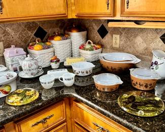 Pyrex Early American