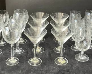 Pier 1 Slovakia Stemmed Drink Glasses