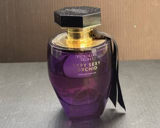 Victorias Secret Very Sexy orchid perfume