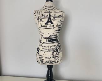 Mini tabletop mannequin