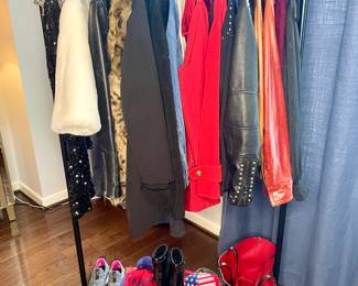 Women’s jackets, vests & shoes