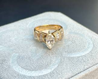 14k and diamond ring