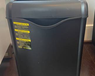 Paper shredder