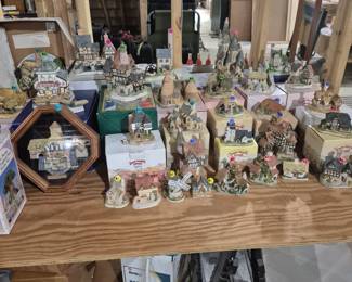 David Winter cottages (excellent condition, most with COA, some signed).