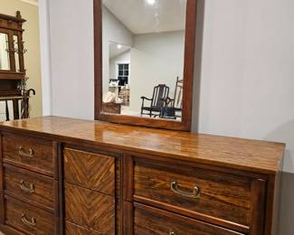 4 piece set (dresser w/ mirror, chest of drawers, 2 nightstands)