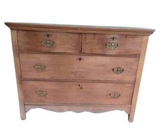 4 Drawer Dresser Ornate Handles Keyholes Locks