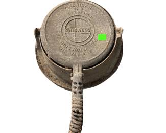 Antique Cast Iron GRISWOLD American No 8 Waffle Iron