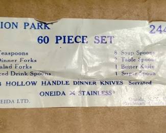 ONEIDA Mansion Park Flatware Set Stainless New Opened for Photos