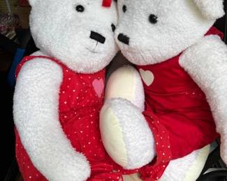 Rare set of 34" display size Hallmark Bears - Girl bear blushes with red light when they kiss.