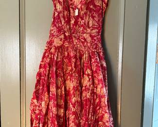 Can't find a label, but or so vintage!