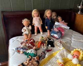 Group of dolls - all from 1950's and 60's.  Chatty Cathy, Madame Alexander, Tearful-tearful, Baby First Steps, Holiday Fair-Hedays, Hasbro's Little Miss No Name, etc, etc.  