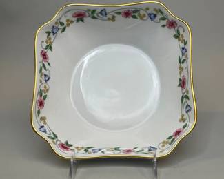 LEC (Limoges, France) Porcelain Square Bowl With Gold Trim And Floral Design