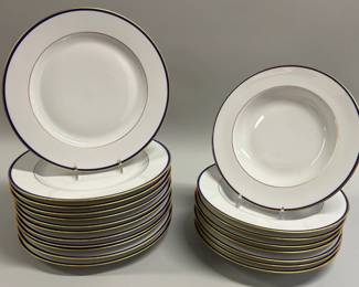 Bernardaud (Limoges, France) Perouse Pattern Plates (12) And Bowls (8)