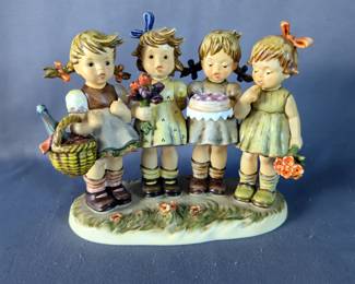 Goebel M.J. Hummel "We Wish You The Best" Century Collection Figurine
