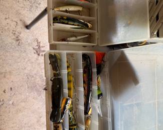 Fishing lures