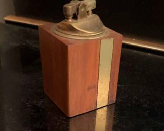 Vintage Park Sherman Table lighter