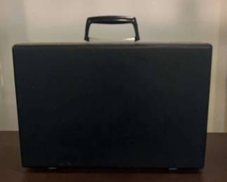 Vintage Hardback Samsonite Briefcase no key