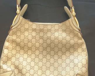 Authenticated Gucci OffWhite Guccissima Leather Creole Hobo