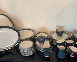 Amazing Gorham Black Contessa Chinaware