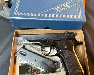 Smith & Wesson Model 59