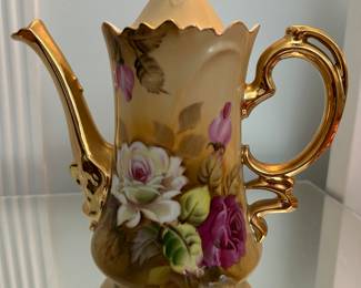 Porcelain Tea Pot