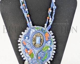 LARGE FANCY BEADED NECKLACE LOOKS TRIBAL