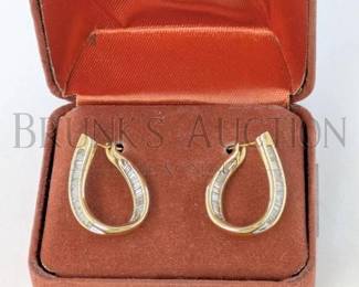 HOOP EARRING
