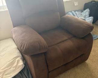 like new Recliner