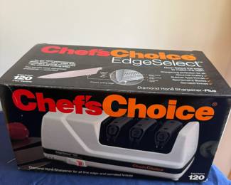 Chef’sChoice Professional Electric Knife Sharpeners new in box. With 100-Percent Diamond Abrasives And Precision Angle Guides For 20-Degree Straight-Edge and Serrated Knives, 3-Stage, White 3-stage sharpener with precision angle control
Stage 1 and Stage 2 form the first and second bevels of a durable, arch-shaped edge. Stage 3, a revolutionary flexible stropping disk creates an ultra sharp polished third bevel
100 percent diamond abrasives in stages 1 and 2
Unique stropping and polishing Stage 3 for hairsplitting sharpness
Works for gourmet chef's knives, butcher knives, sporting knives, serrated knives, and pocket knives