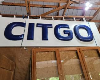Hugh Citgo Sign