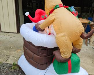 Movable Blow-Up Santa & Deer ~ WORKS!