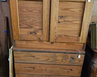 This End Up Dresser