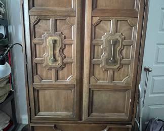 VINTAGE ARMOIRE