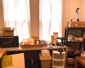CIGAR BOXES, TOVALA SMART OVEN, MODELING CLAY
